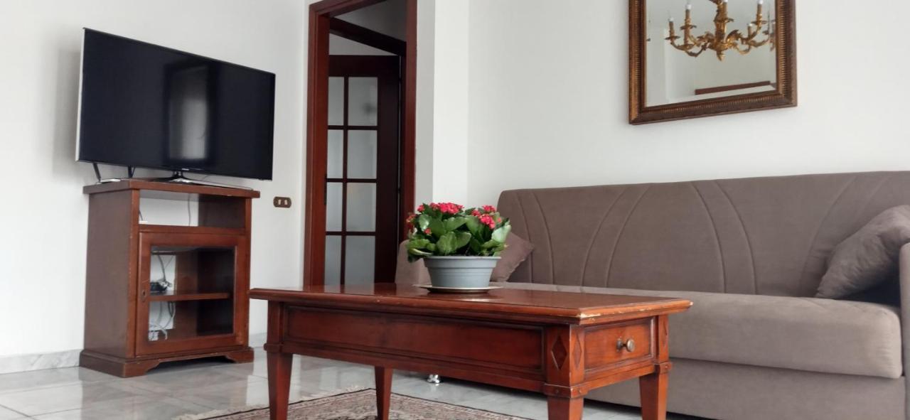 Meraviglioso Super Attico Con Terrazza Milão Exterior foto